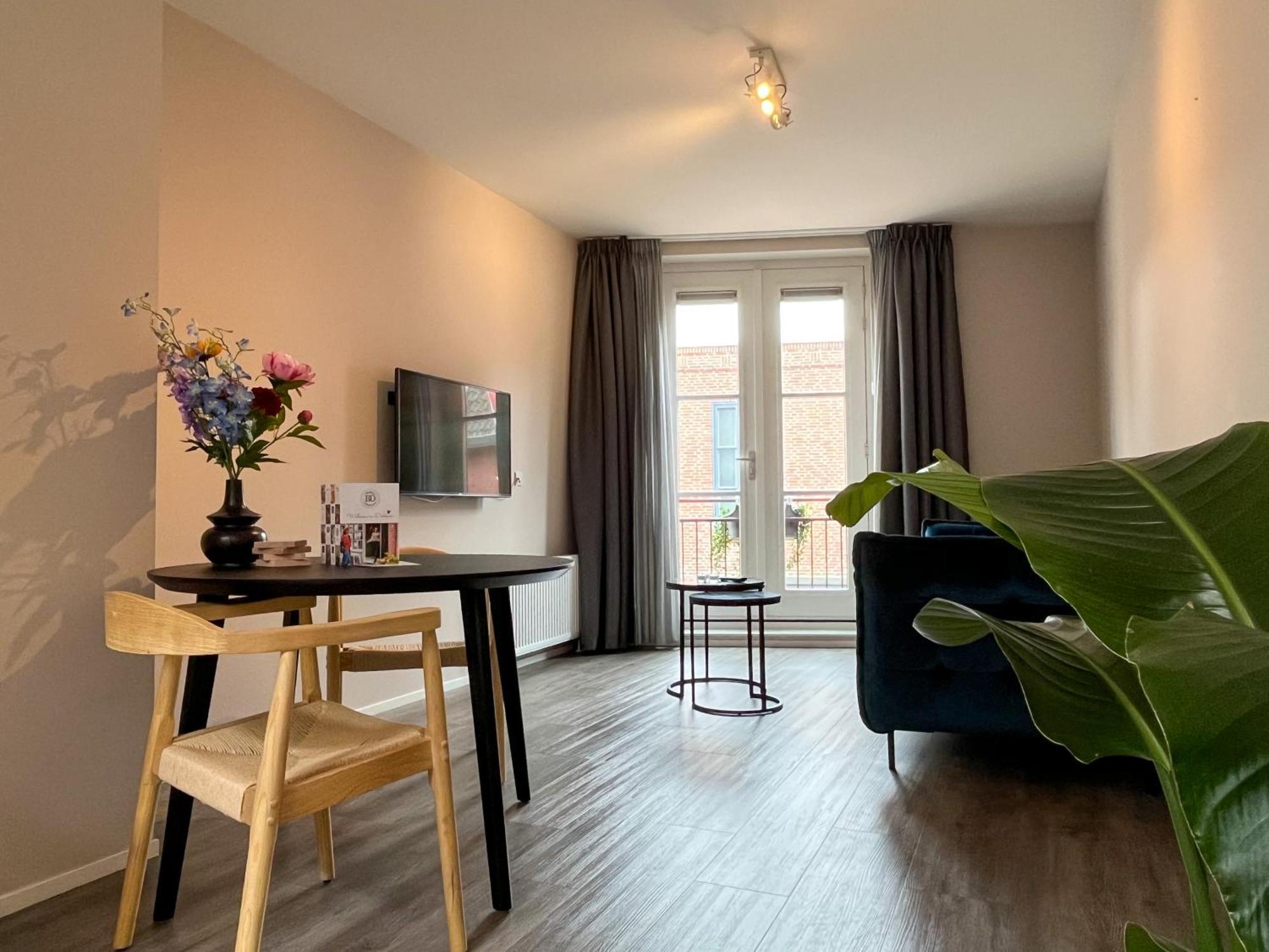 Dokkumer Bed&Breakfast Apartment Exterior photo
